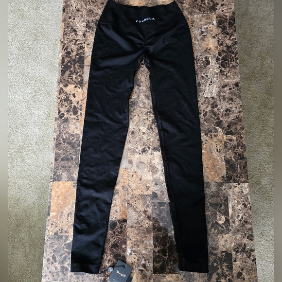YoungLA Pants - Seamless Black Leggings
